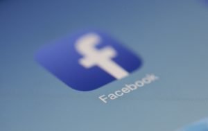 facebook-sicurezza-bimbo